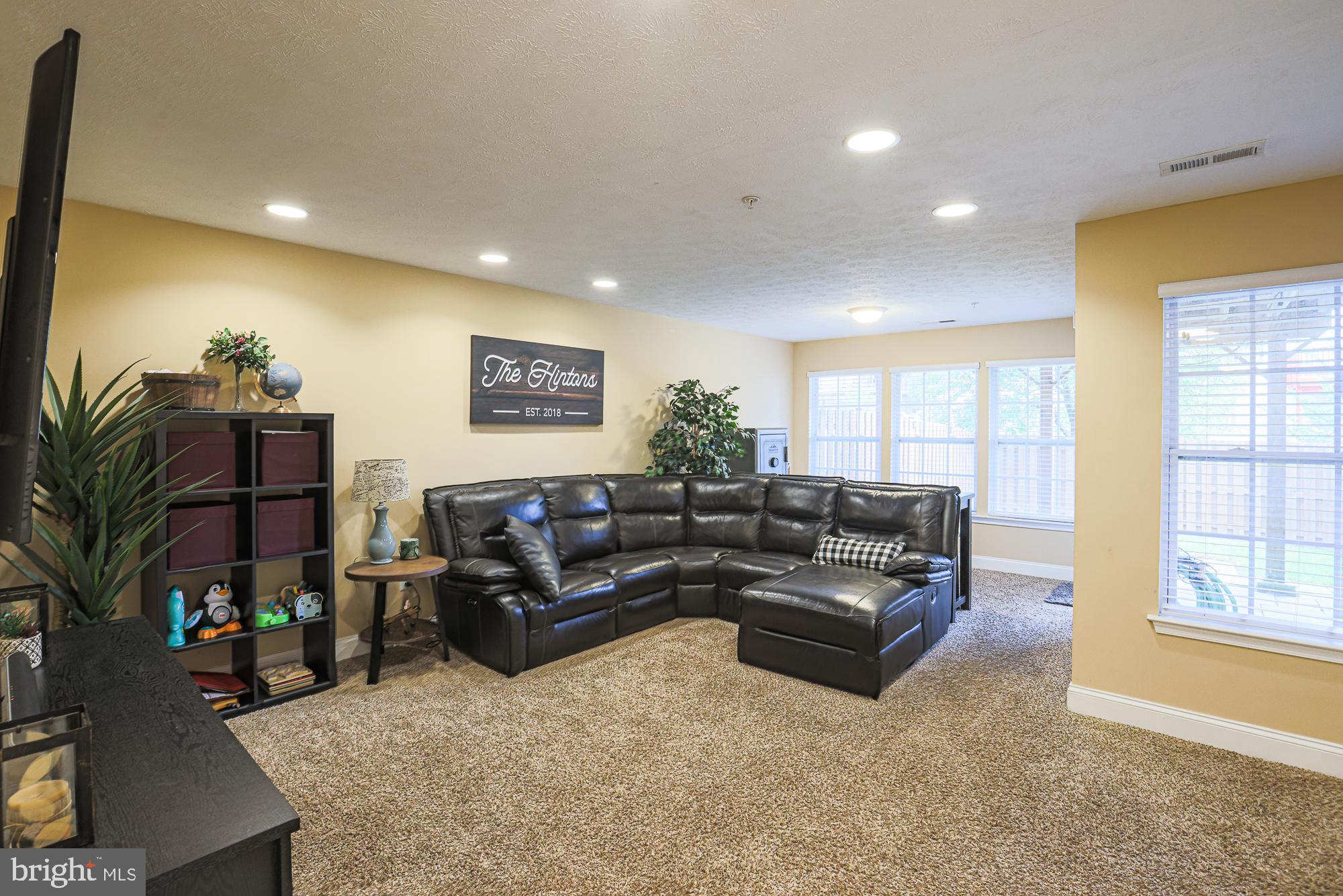 933 Tipton Road Middle River, MD 21220 - Photo 7 of 51