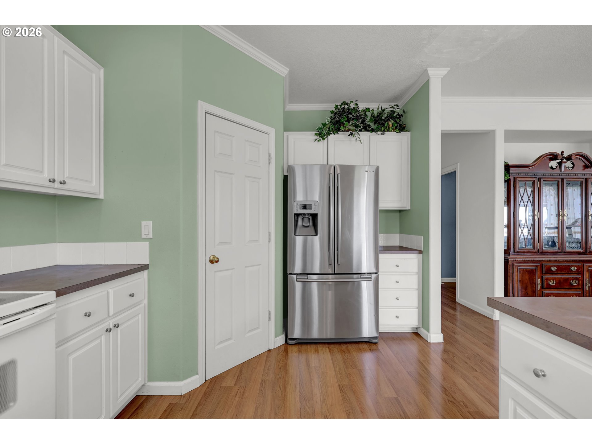 3886 Aerial Way Eugene, OR 97402 - Photo 18 of 45