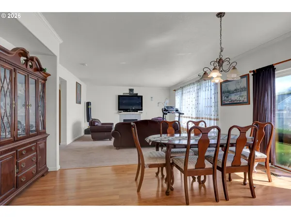 $569,000 | 3886 Aerial Way, Eugene, OR 97402