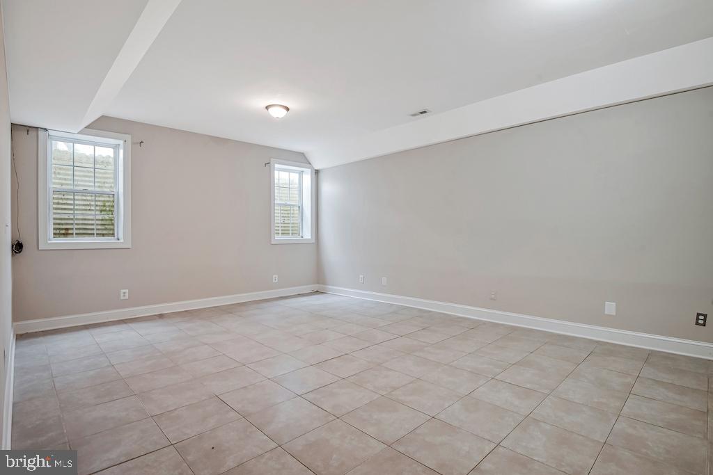 6614 Quander Road Alexandria, VA 22307 - Photo 35 of 67