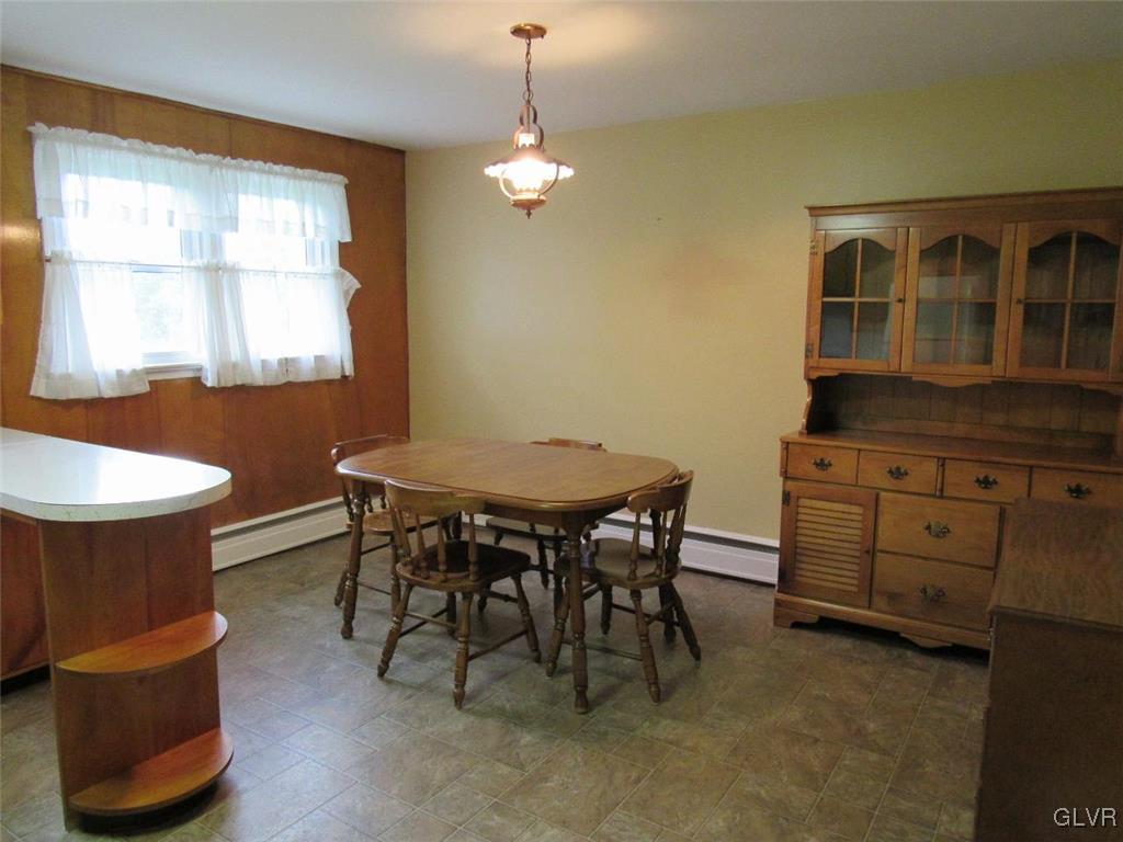 127 Orchard Road Perkasie, PA 18944 - Photo 11 of 24 Gallery Image 11