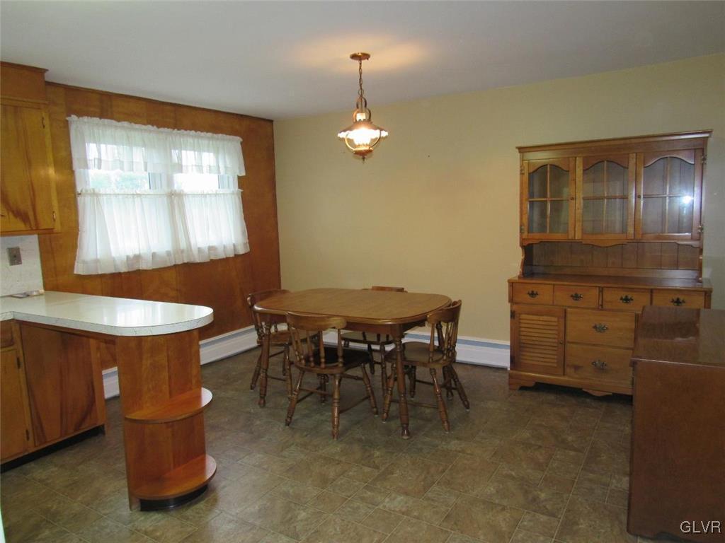 127 Orchard Road Perkasie, PA 18944 - Photo 12 of 24 Gallery Image 12