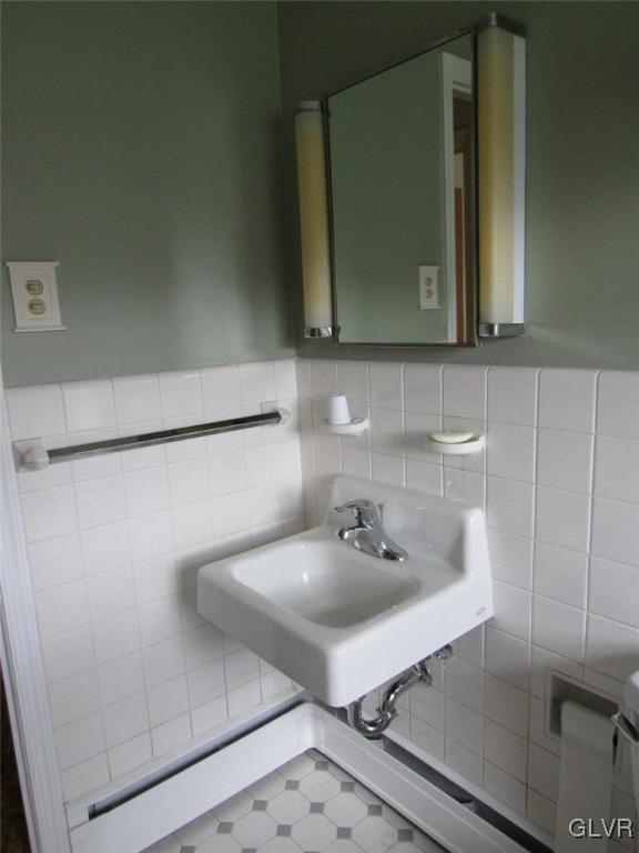 127 Orchard Road Perkasie, PA 18944 - Photo 18 of 24 Gallery Image 18