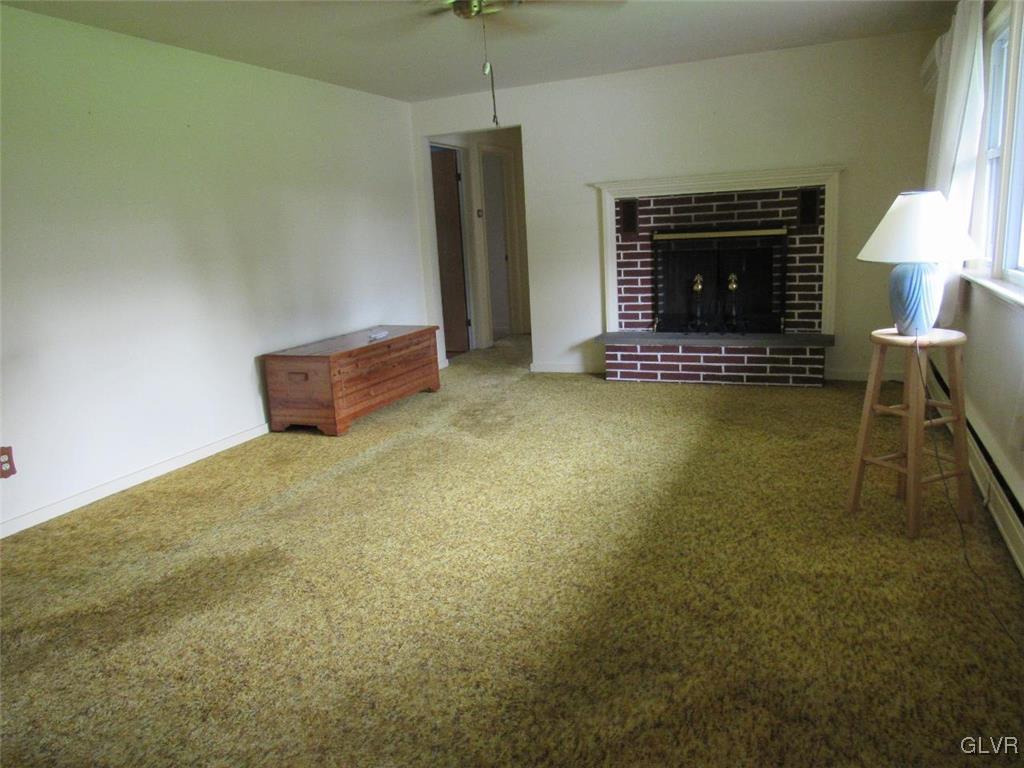 127 Orchard Road Perkasie, PA 18944 - Photo 5 of 24 Gallery Image 5