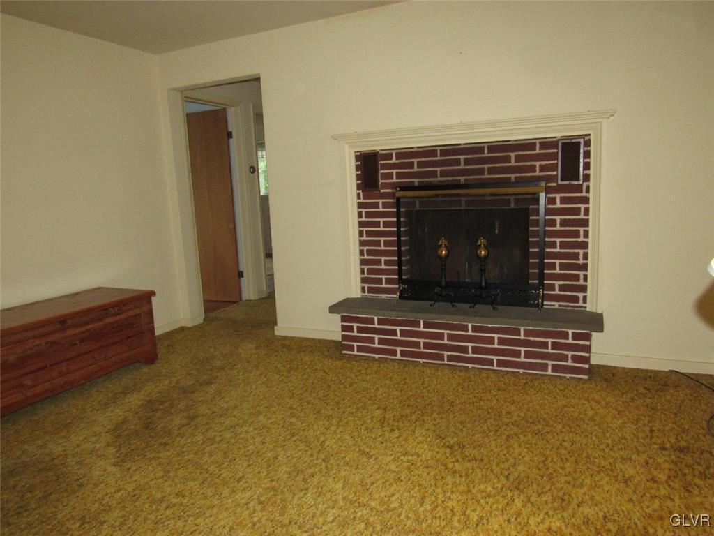 127 Orchard Road Perkasie, PA 18944 - Photo 6 of 24 Gallery Image 6