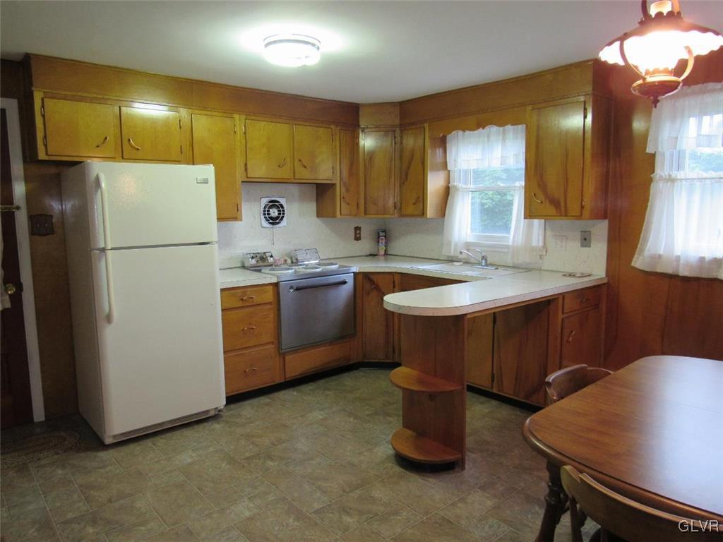 127 Orchard Road Perkasie, PA 18944 - Photo 8 of 24 Gallery Image 8