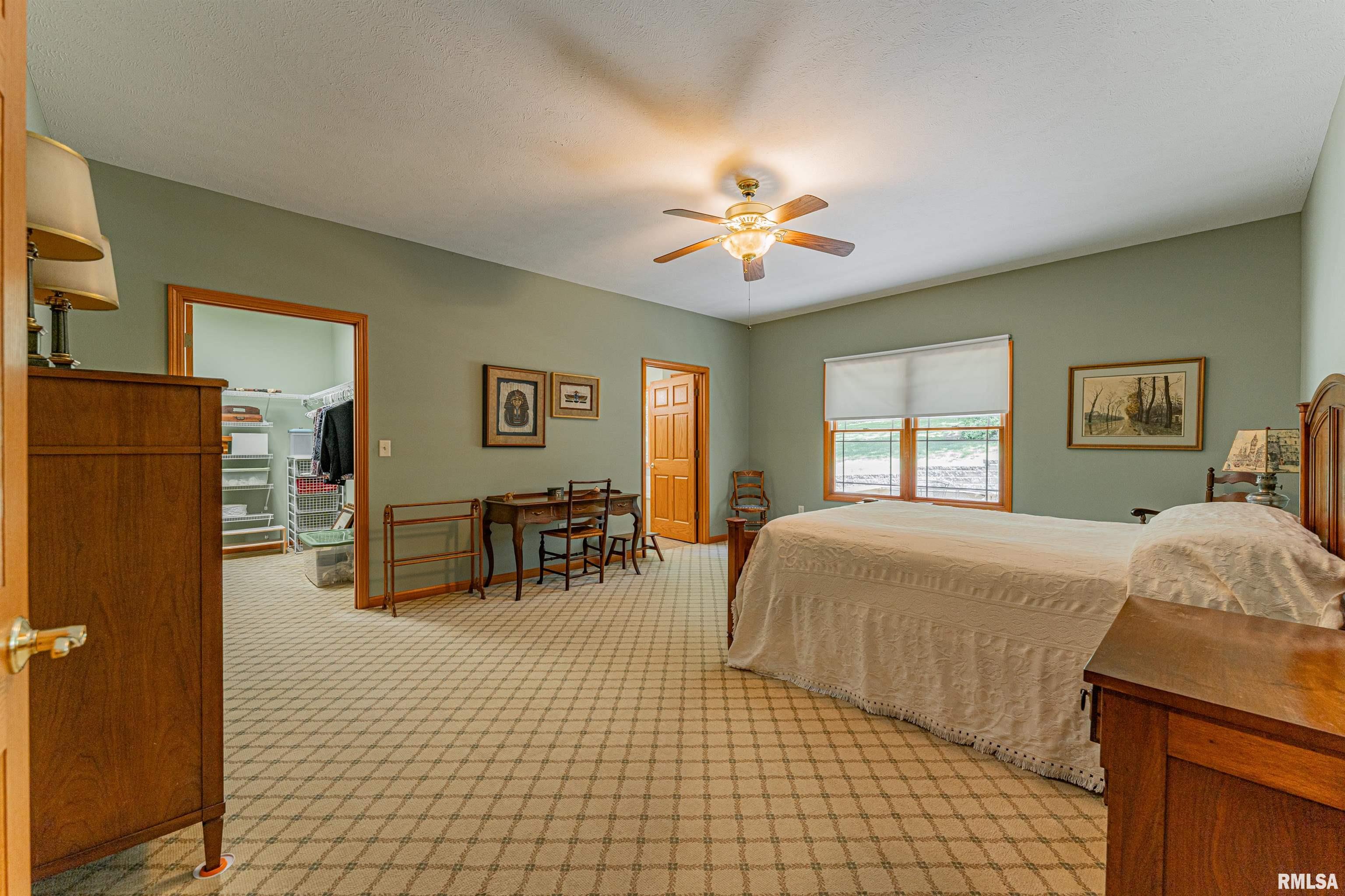 2 Edwards Trace Elkhart, IL 62634 - Photo 18 of 36