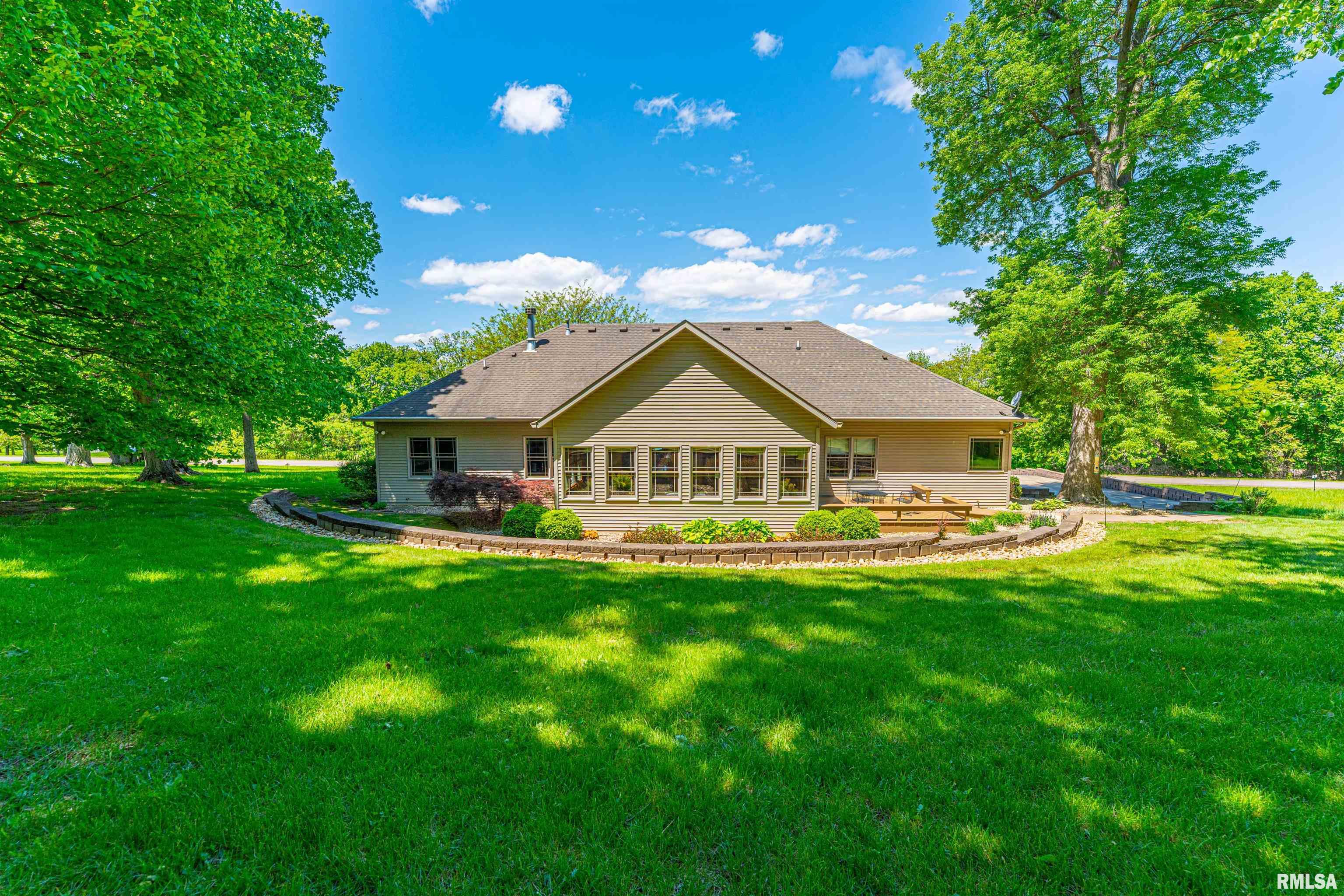 2 Edwards Trace Elkhart, IL 62634 - Photo 32 of 36