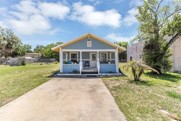 $185,000 | 212 Southeast Ave H Southeast, Winter Haven, FL 33880