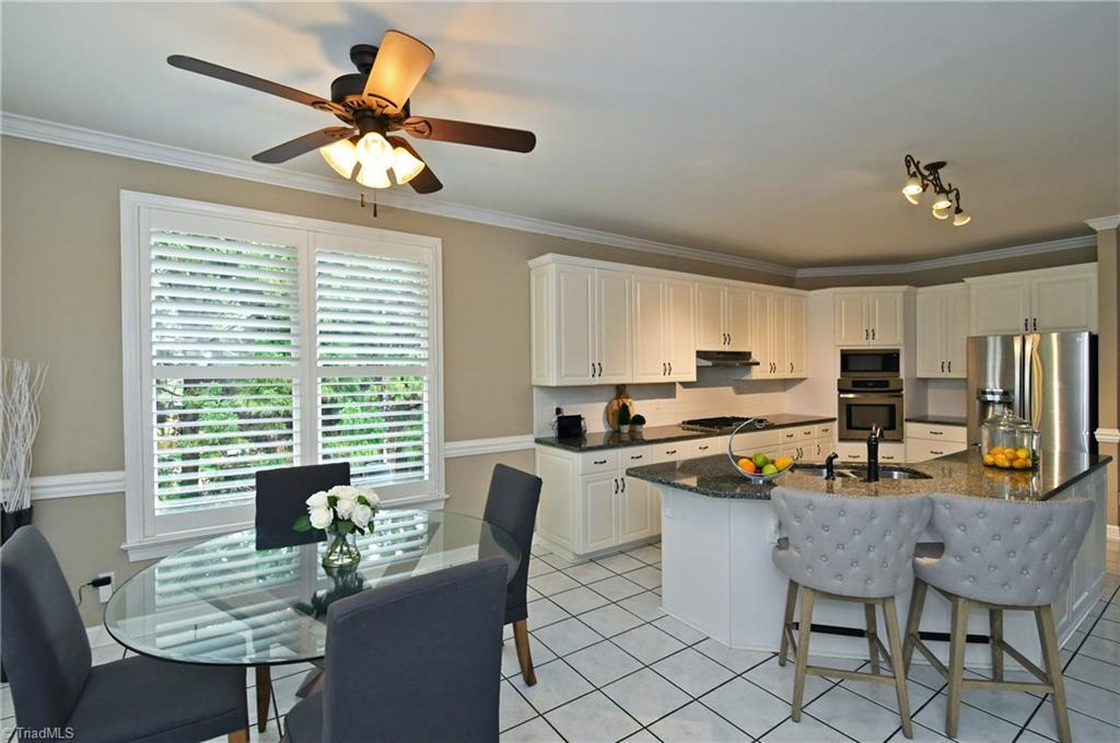 3272 Grandview Club Road Pfafftown, NC 27040 - Photo 11 of 30 Gallery Image 11