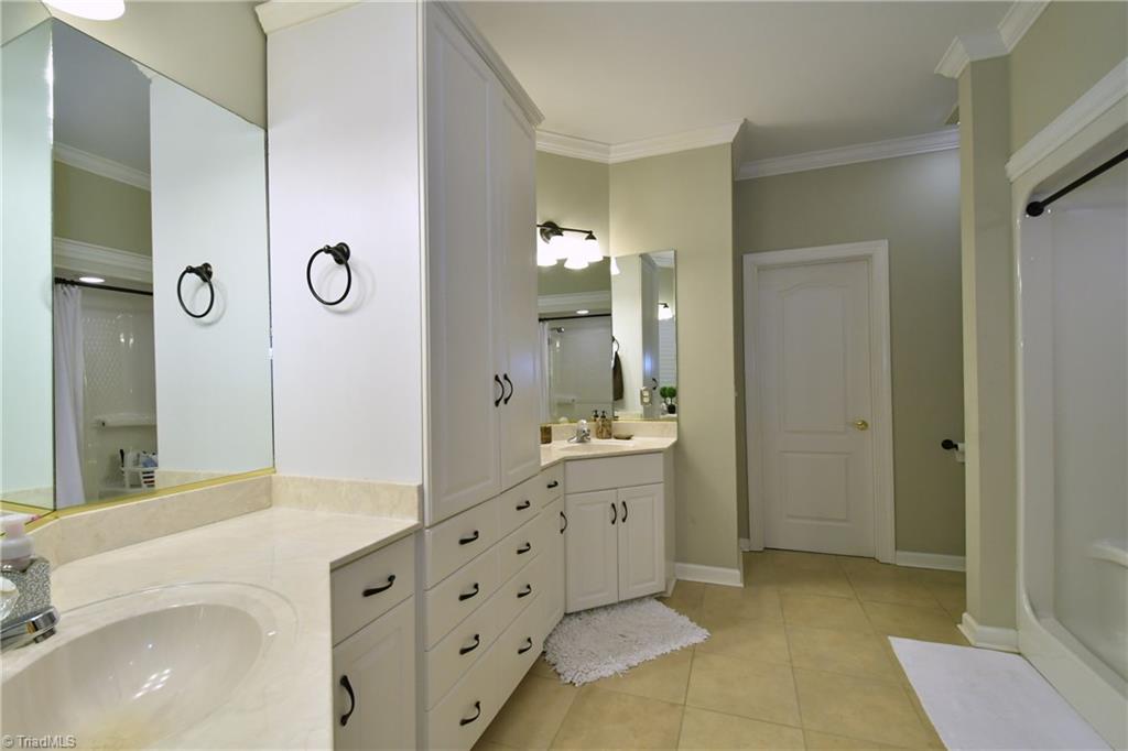 3272 Grandview Club Road Pfafftown, NC 27040 - Photo 14 of 30 Gallery Image 14