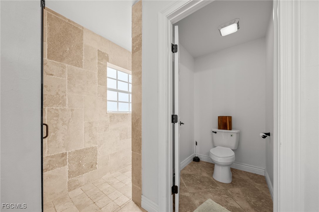 3275 Sand Road Cape Coral, FL 33993 - Photo 19 of 46