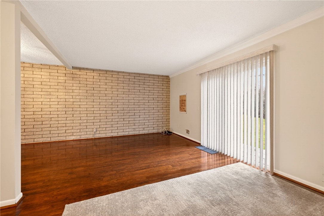 609 French Road Brighton, NY 14618 - Photo 15 of 30