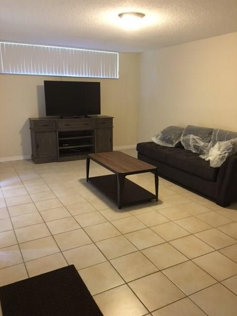 8140 Thames Boulevard, Unit D Boca Raton, FL 33433 - Photo 4 of 14 Photo 4