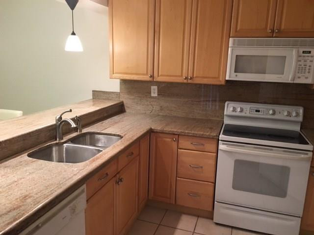 8140 Thames Boulevard, Unit D Boca Raton, FL 33433 - Photo 9 of 14 Photo 9