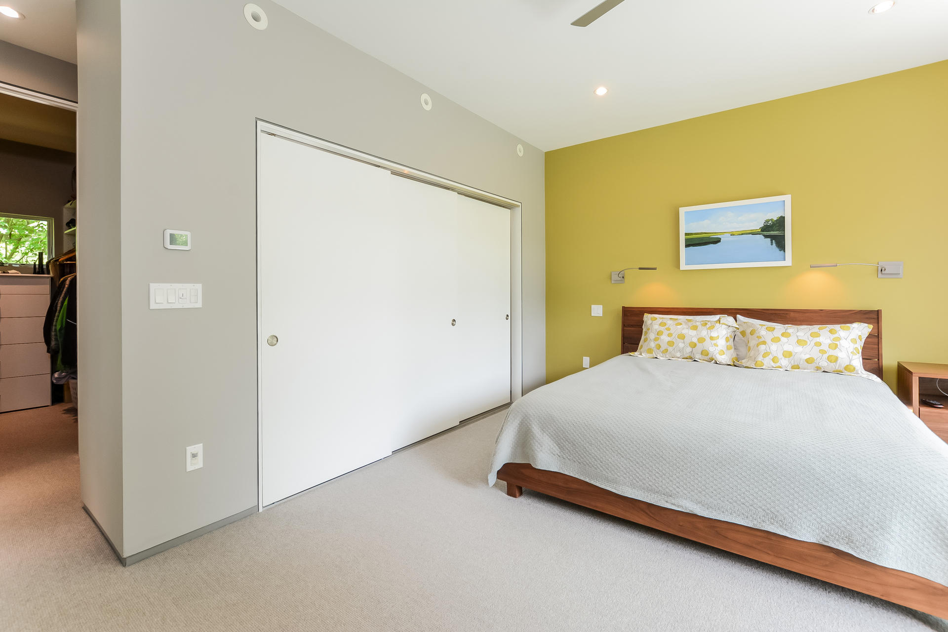 37 The Hunt Circle Mashpee, MA 02649 - Photo 21 of 73 a bedroom with a bed and a painting on the wall