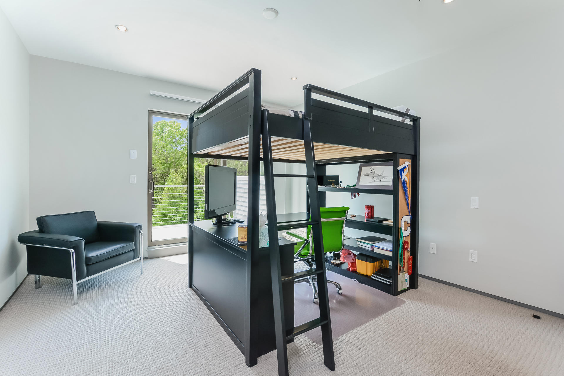 37 The Hunt Circle Mashpee, MA 02649 - Photo 36 of 73 029-photo-bedroom-9320501