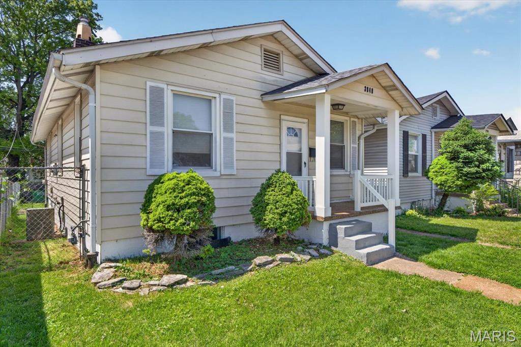3940 Randall Street St. Louis, MO 63116 - Photo 2 of 41