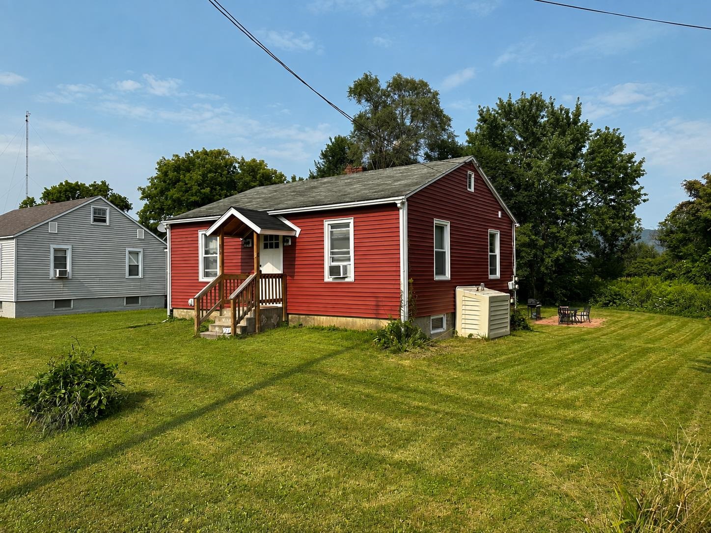 270 Dorr Drive Rutland, VT 05701 - Photo 2 of 16 Gallery Image 2