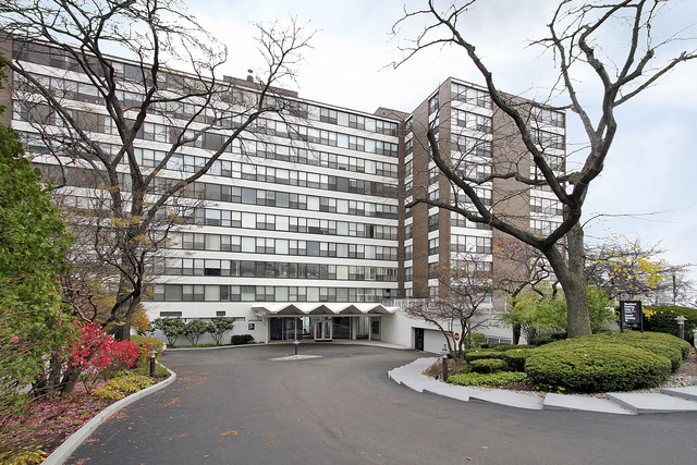 1616 Sheridan Road, Unit 5A Wilmette, IL 60091 - Photo 1 of 2 Gallery Image 1