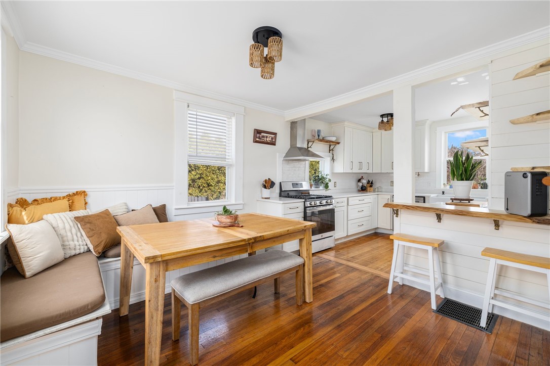 4588 Main Road Tiverton, RI 02878 - Photo 3 of 35 Dining Area