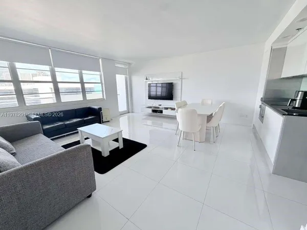 $2,800 | 100 Lincoln Road, Unit 1404, Miami Beach, FL 33139