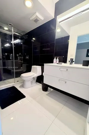 $2,800 | 100 Lincoln Road, Unit 1404, Miami Beach, FL 33139