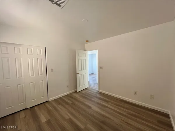 $2,100 | 6577 East Escatawpa Bay Court, Las Vegas, NV 89122