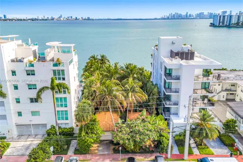 $5,500,000 | Isle of Normandy Miami View, Miami Beach, FL 33141