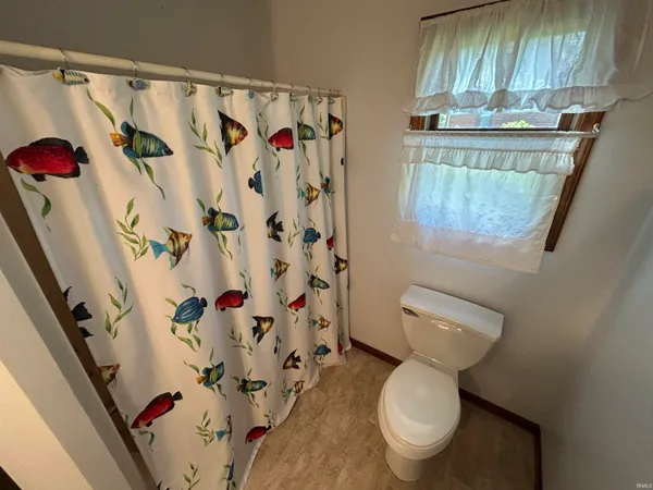 $209,900 | 502 Grant Street, Monroe City, IN 47557