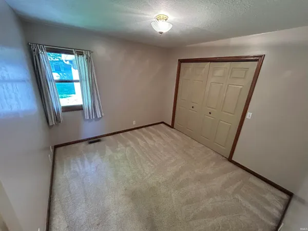 $209,900 | 502 Grant Street, Monroe City, IN 47557