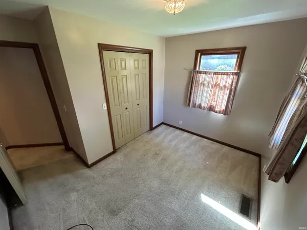 $209,900 | 502 Grant Street, Monroe City, IN 47557