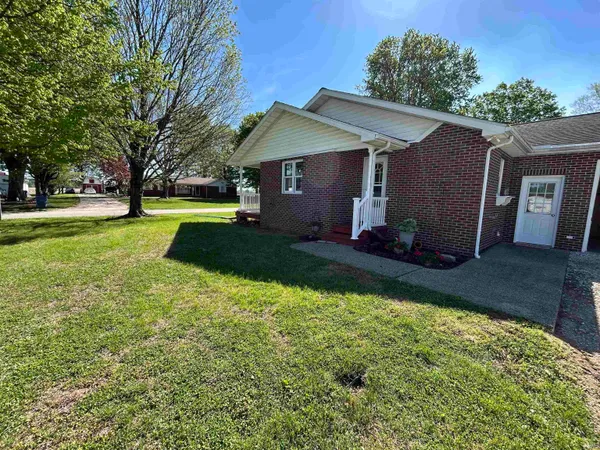 $209,900 | 502 Grant Street, Monroe City, IN 47557