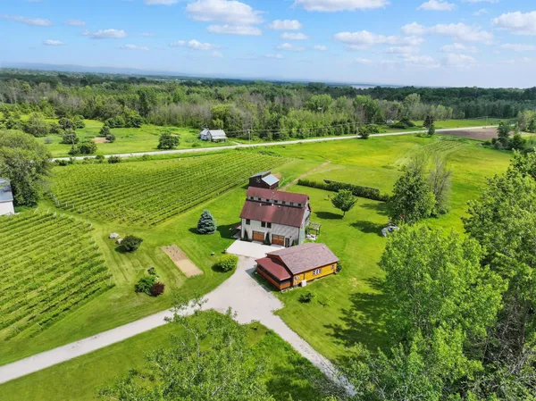 $975,000 | 85 Shrine Road, Isle La Motte, VT 05463