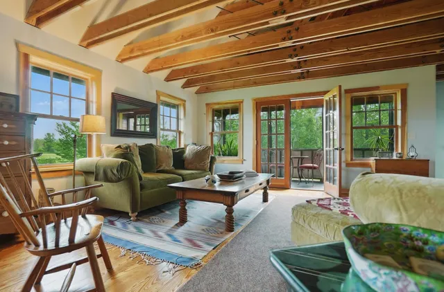 $975,000 | 85 Shrine Road, Isle La Motte, VT 05463