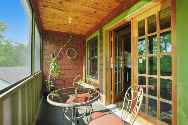 $975,000 | 85 Shrine Road, Isle La Motte, VT 05463