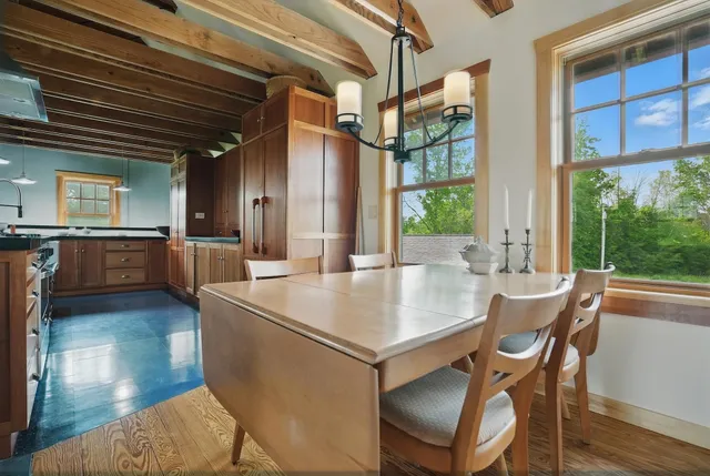 $975,000 | 85 Shrine Road, Isle La Motte, VT 05463