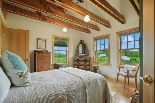 $975,000 | 85 Shrine Road, Isle La Motte, VT 05463