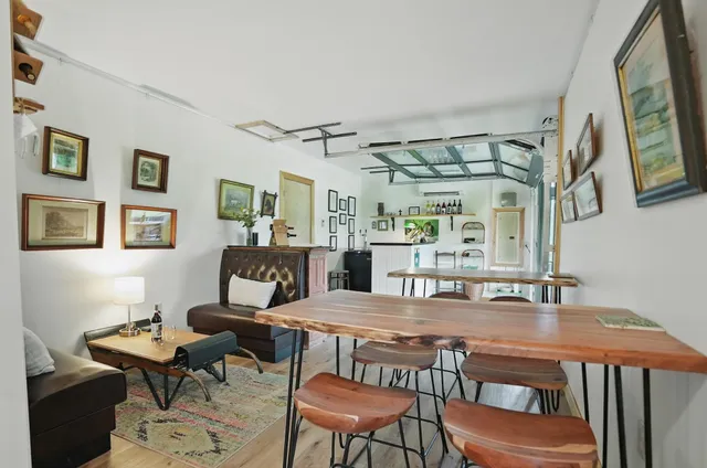 $975,000 | 85 Shrine Road, Isle La Motte, VT 05463