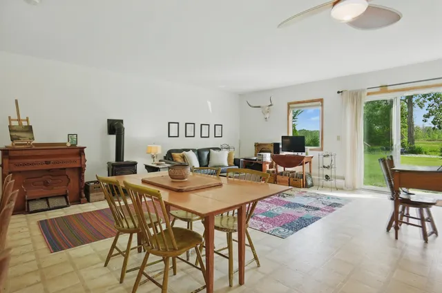 $975,000 | 85 Shrine Road, Isle La Motte, VT 05463