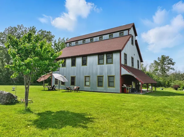 $975,000 | 85 Shrine Road, Isle La Motte, VT 05463