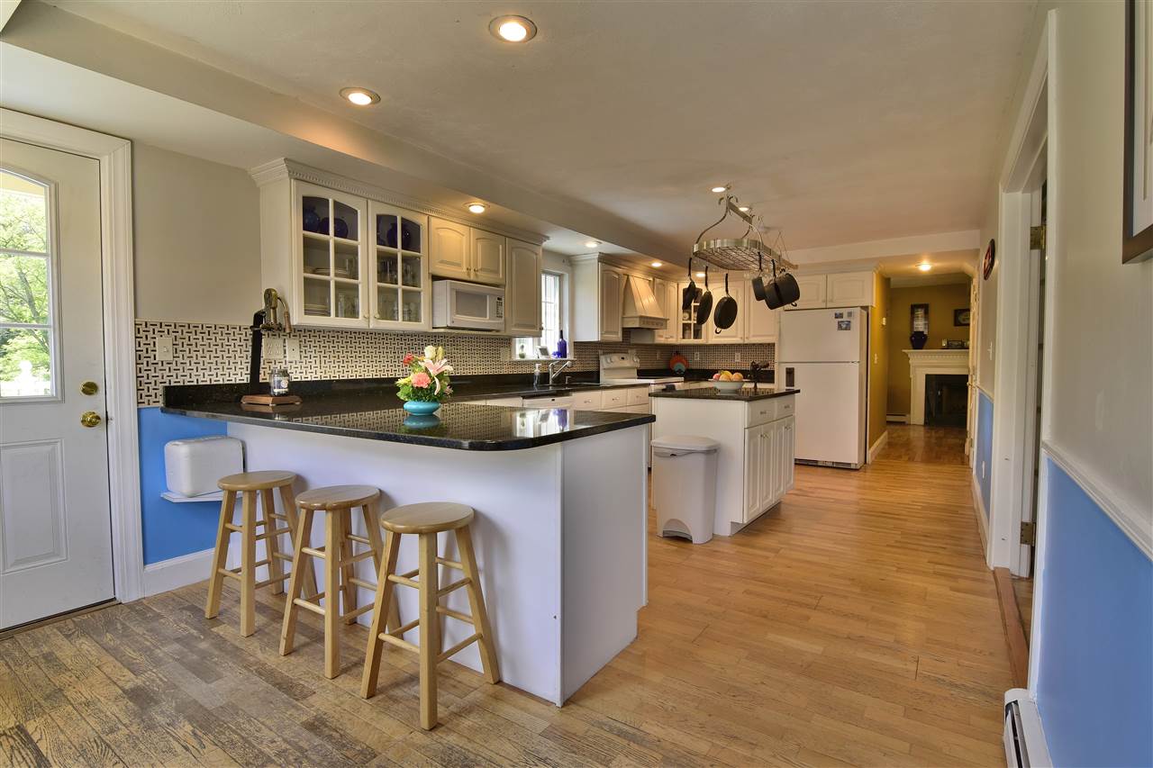 8 Post Road North Hampton, NH 03862 - Photo 12 of 36