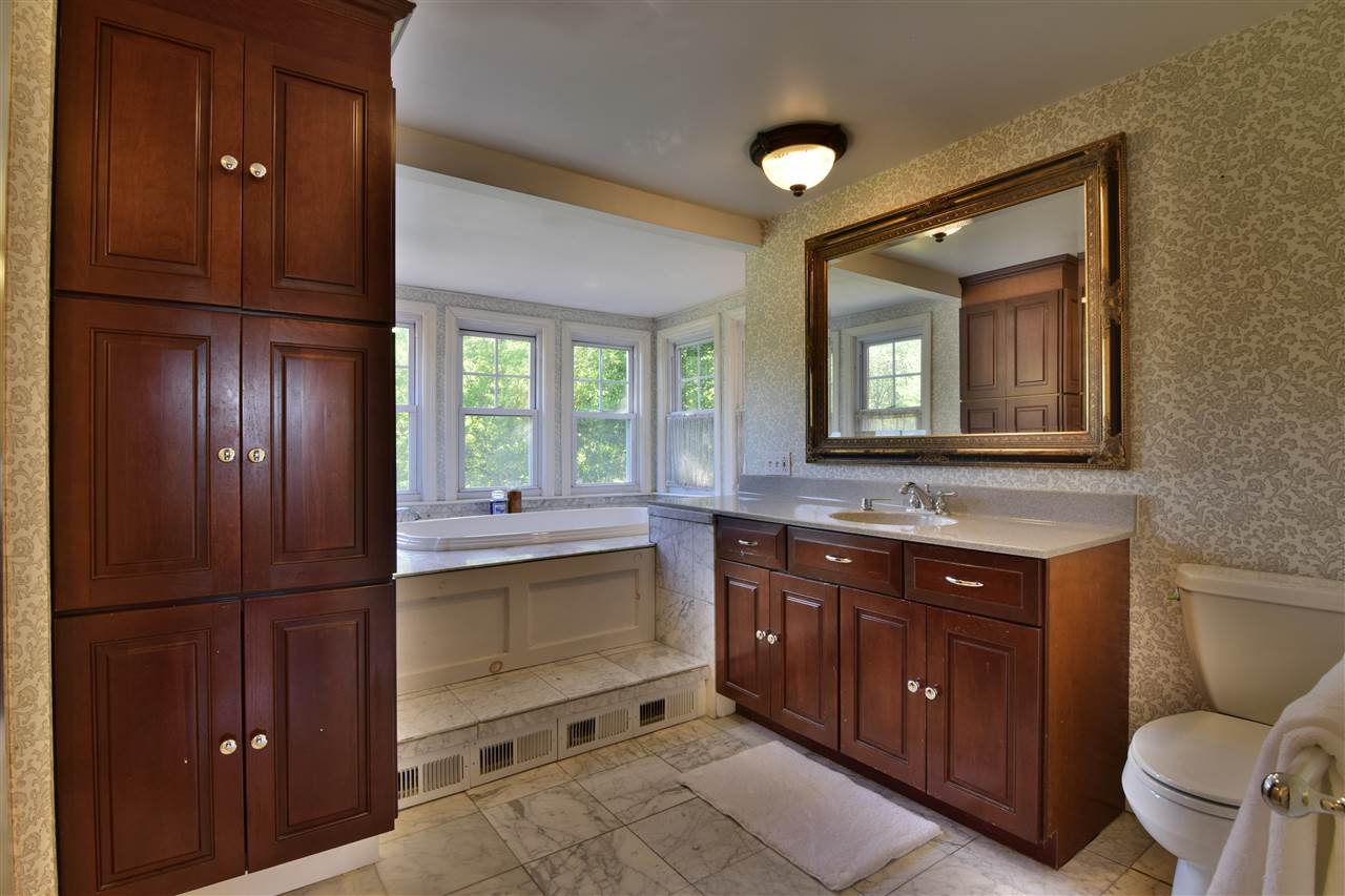 8 Post Road North Hampton, NH 03862 - Photo 24 of 36