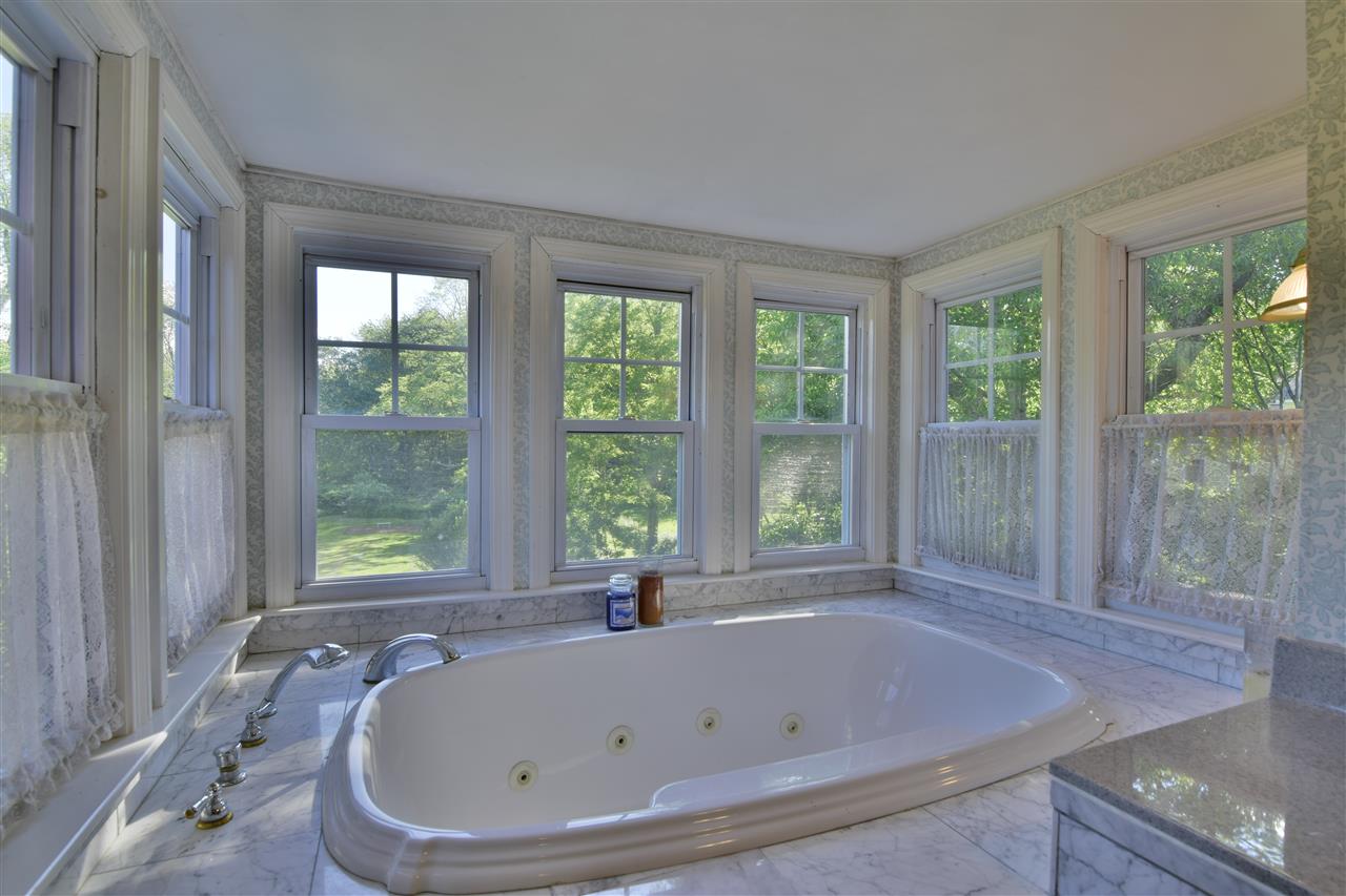 8 Post Road North Hampton, NH 03862 - Photo 25 of 36