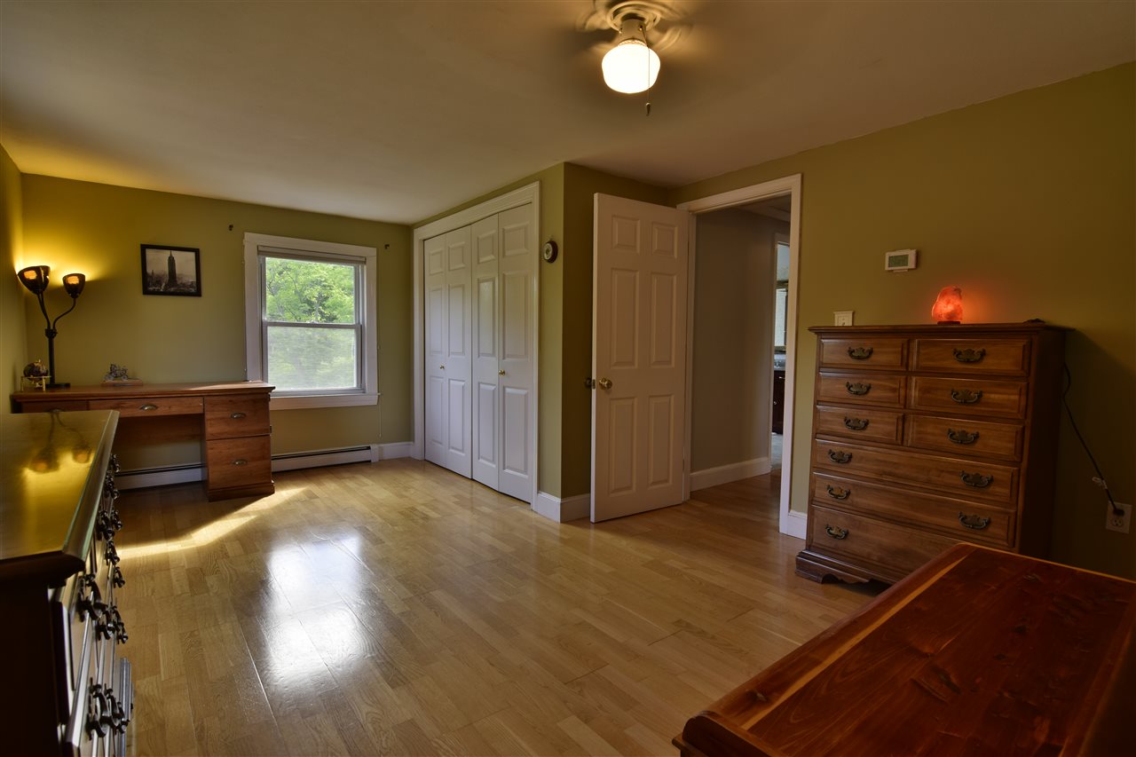 8 Post Road North Hampton, NH 03862 - Photo 28 of 36