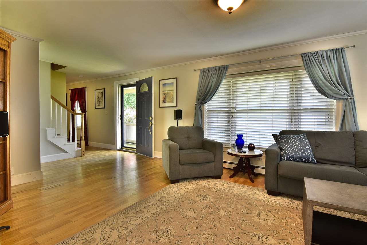 8 Post Road North Hampton, NH 03862 - Photo 9 of 36