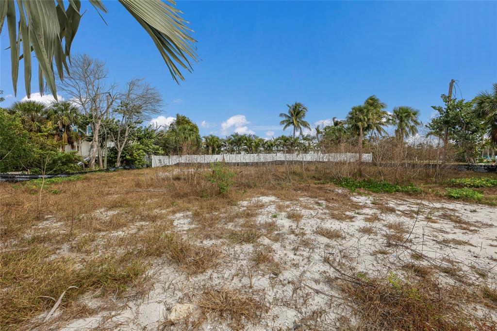 6500 Gulfside Road Longboat Key, FL 34228 - Photo 4 of 24
