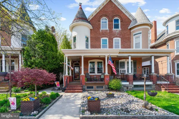 $319,900 | 127 North Reading Avenue, Boyertown, PA 19512