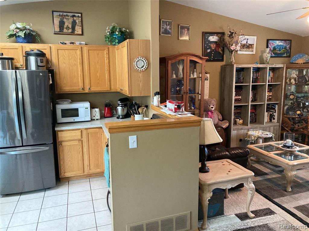 600 West Marr Road Howell, MI 48855 - Photo 7 of 28