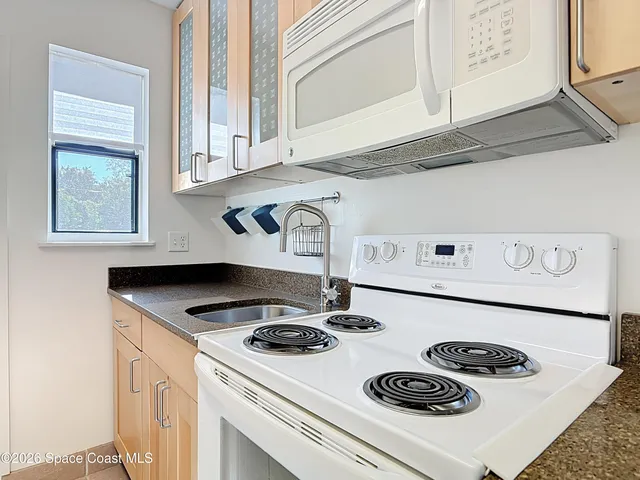 $1,450 | 710 Flamingo Drive, Unit B, Ormond Beach, FL 32176